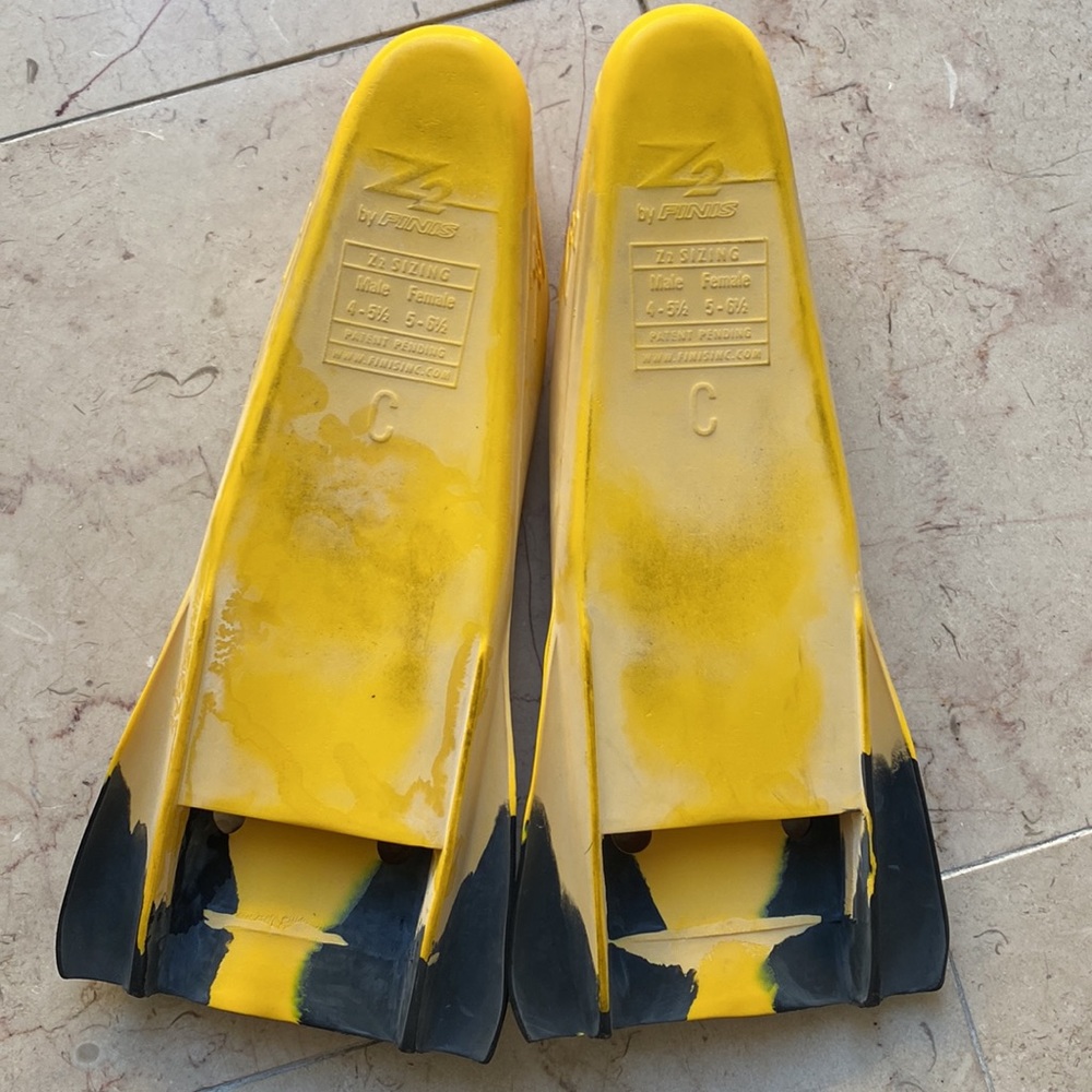 Finis - Picture 3 of 4